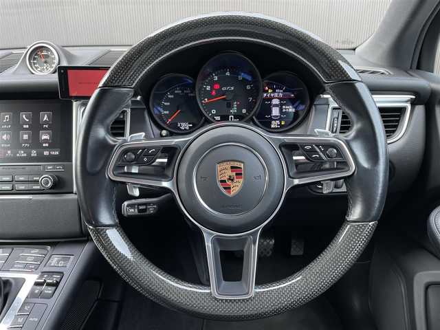 ポルシェ マカン GTS 長野県 2017(平29)年 3.8万km 黒 １オーナー　/スポーツクロノ　/本革１８ｗａｙスポーツシート　/ベンチレーション　/エントリー＆ドライブ　/ＡＣＣ　/レーンキープ　/スポーツエグゾースト　/エアサスペンション　/カラークレスト　/リヤＡＣ　/パワーバック