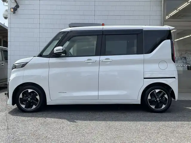 日産 ルークス HWS X プロパイロットED 滋賀県 2020(令2)年 8.1万km ホワイトパール (株)IDOMが運営する【じしゃロン草津店】の自社ローン専用車両になりますこちらは現金またはオートローンご利用時の価格です。自社ローンご希望の方は別途その旨お申付け下さい