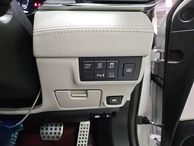 マツダ マツダ６セダン XD 100周年特別記念車 長野県 2020(令2)年 4.4万km スノーフレイクホワイトパールマイカ 〇純正8インチWVGAディスプレイ/コマンダーコントロール/ナビ用SDカードスロット/〇フルセグTV/AM/FMラジオ/CD/DVD/USB端子/〇バックカメラ/〇ワンオーナー/〇ETC/〇レーダークルーズコントロール/〇スマートブレーキサポート/〇レーンキープアシストシステム/〇100周年記念仕様車/〇100周年19インチAW/〇サンルーフ/〇サンシェード/〇レザーシート/〇パワーシート/〇シートヒーター/〇ベンチレーション/〇ヘッドアップディスプレイ/〇BSM/〇BOSE/〇イルミネーションステップ/〇純正デイライト/〇360カメラ/〇サイドシルアウタプレート/〇アルミペダルヘッドセット/〇ブルーワイドミラー/〇中央部メッキリング付革巻きステアリングホイール/〇左右独立温度調整オートエアコン/〇ユーザー買取者/〇禁煙車