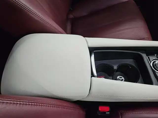 マツダ マツダ６セダン XD 100周年特別記念車 長野県 2020(令2)年 4.4万km スノーフレイクホワイトパールマイカ 〇純正8インチWVGAディスプレイ/コマンダーコントロール/ナビ用SDカードスロット/〇フルセグTV/AM/FMラジオ/CD/DVD/USB端子/〇バックカメラ/〇ワンオーナー/〇ETC/〇レーダークルーズコントロール/〇スマートブレーキサポート/〇レーンキープアシストシステム/〇100周年記念仕様車/〇100周年19インチAW/〇サンルーフ/〇サンシェード/〇レザーシート/〇パワーシート/〇シートヒーター/〇ベンチレーション/〇ヘッドアップディスプレイ/〇BSM/〇BOSE/〇イルミネーションステップ/〇純正デイライト/〇360カメラ/〇サイドシルアウタプレート/〇アルミペダルヘッドセット/〇ブルーワイドミラー/〇中央部メッキリング付革巻きステアリングホイール/〇左右独立温度調整オートエアコン/〇ユーザー買取者/〇禁煙車