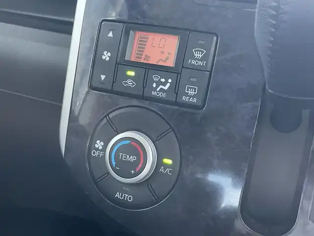 ダイハツ タント カスタムRS トップED LTD SAⅢ 滋賀県 2018(平30)年 5.4万km ブラックマイカメタリック 純正メモリーナビ/フルセグTV/全方位カメラ/ハーフレザーシート/運転席シートヒーター/両側パワースライドドア/LEDヘッドライト/ドライブレコーダー/衝突被害軽減システム/純正15インチAW