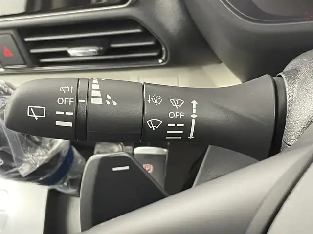 三菱 デリカミニ T プレミアム 千葉県 2025(令7)年 0.1千km アメジストブラック/シルキーホワイト 届出済未使用車/4WD/・ダウンヒルアシストコントロール/衝突軽減ブレーキ/・コーナーセンサー/・先行車お知らせ機能/・マイパイロット/純正9型ディスプレイオーディオ/・フルセグTV/Bluetooth/AppleCarPlay/・全方位カメラ/両側パワースライドドア/革巻きステアリング/・ステアリングスイッチ/・ステアリングヒーター/・パドルシフト/DNシートヒーター/ルーフレール/オートライト/・LEDヘッドライト/・LEDフォグランプ/純正１５インチAW