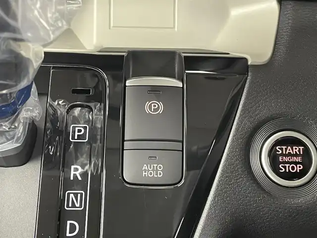 三菱 デリカミニ T プレミアム 千葉県 2025(令7)年 0.1千km アメジストブラック/シルキーホワイト 届出済未使用車/4WD/・ダウンヒルアシストコントロール/衝突軽減ブレーキ/・コーナーセンサー/・先行車お知らせ機能/・マイパイロット/純正9型ディスプレイオーディオ/・フルセグTV/Bluetooth/AppleCarPlay/・全方位カメラ/両側パワースライドドア/革巻きステアリング/・ステアリングスイッチ/・ステアリングヒーター/・パドルシフト/DNシートヒーター/ルーフレール/オートライト/・LEDヘッドライト/・LEDフォグランプ/純正１５インチAW