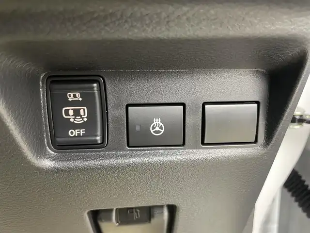 三菱 デリカミニ T プレミアム 千葉県 2025(令7)年 0.1千km アメジストブラック/シルキーホワイト 届出済未使用車/4WD/・ダウンヒルアシストコントロール/衝突軽減ブレーキ/・コーナーセンサー/・先行車お知らせ機能/・マイパイロット/純正9型ディスプレイオーディオ/・フルセグTV/Bluetooth/AppleCarPlay/・全方位カメラ/両側パワースライドドア/革巻きステアリング/・ステアリングスイッチ/・ステアリングヒーター/・パドルシフト/DNシートヒーター/ルーフレール/オートライト/・LEDヘッドライト/・LEDフォグランプ/純正１５インチAW