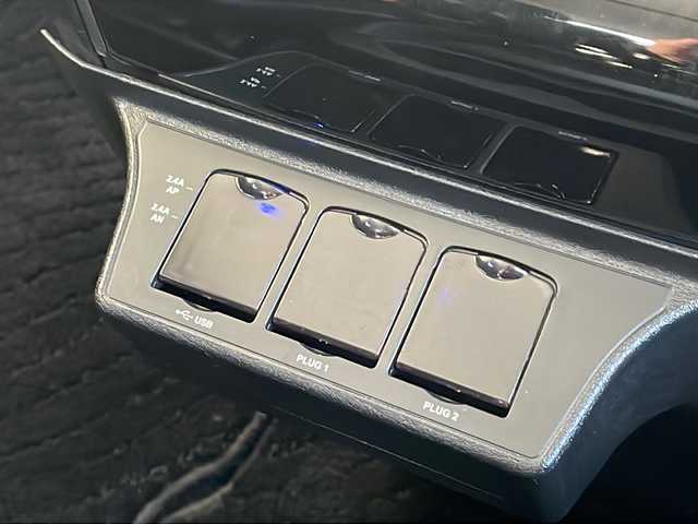 トヨタ ヴェルファイア Z 長野県 2017(平29)年 15.5万km ホワイトパールクリスタルシャイン アルパインメモリナビフルセグTV/バックカメラ/ETC/両側パワースライドドア/コーナーセンサー/純正18インチアルミ/ＬＥＤヘッドライト/プッシュスタート/ワンオーナー/保証書・取説/スペアキー