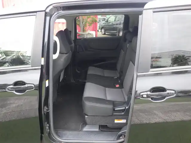 トヨタ シエンタ G 千葉県 2019(平31)年 3.9万km ブラックマイカ Toyota Safety Sense/・プリクラッシュセーフティ/・レーンディパーチャーアラート/・オートハイビーム/両側パワースライドドア/純正SDナビ/ワンセグTV/【CD再生機能　Bluetooth接続】/パノラミックビューモニター/ドライブレコーダー（前後撮影）/革巻きステアリング/ETC/LEDヘッドライト/ウインカーミラー/スマートキー