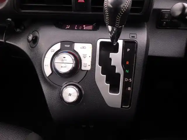 トヨタ シエンタ G 千葉県 2019(平31)年 3.9万km ブラックマイカ Toyota Safety Sense/・プリクラッシュセーフティ/・レーンディパーチャーアラート/・オートハイビーム/両側パワースライドドア/純正SDナビ/ワンセグTV/【CD再生機能　Bluetooth接続】/パノラミックビューモニター/ドライブレコーダー（前後撮影）/革巻きステアリング/ETC/LEDヘッドライト/ウインカーミラー/スマートキー