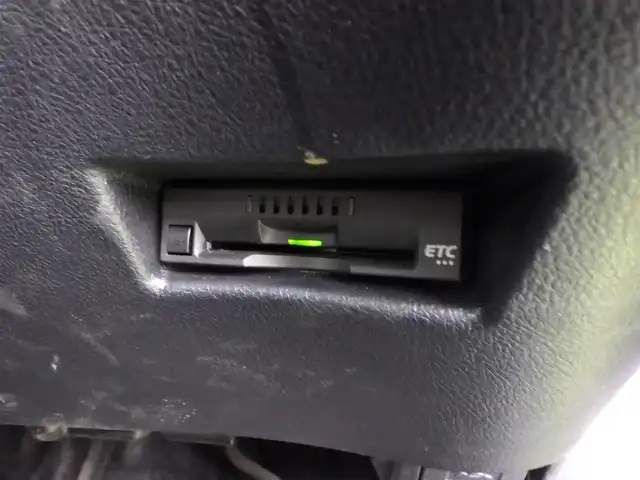 トヨタ シエンタ G 千葉県 2019(平31)年 3.9万km ブラックマイカ Toyota Safety Sense/・プリクラッシュセーフティ/・レーンディパーチャーアラート/・オートハイビーム/両側パワースライドドア/純正SDナビ/ワンセグTV/【CD再生機能　Bluetooth接続】/パノラミックビューモニター/ドライブレコーダー（前後撮影）/革巻きステアリング/ETC/LEDヘッドライト/ウインカーミラー/スマートキー