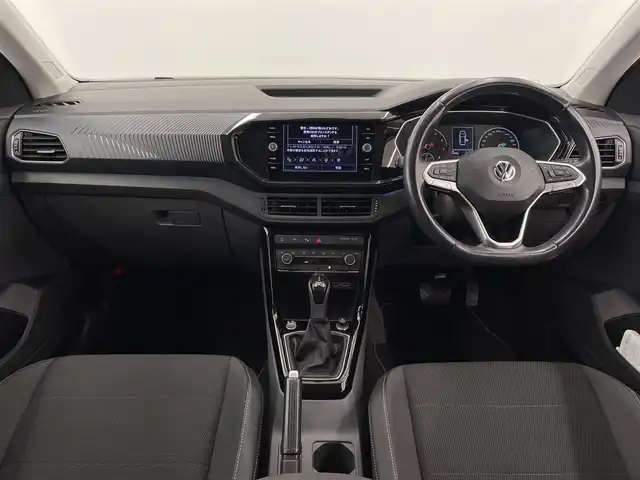 フォルクスワーゲン Ｔ－クロス TSI 1stプラス 岡山県 2020(令2)年 5.1万km ピュアホワイト オールインセーフティ（予防安全装備）/プリクラッシュブレーキ/AAC/レーンキープアシスト/ブラインドスポット/リアトラフィックアラート/ドライバー疲労検知/ハイビームアシスト/パークアシスト/PDC/リアビューカメラ/LEDヘッドライト/純正ナビ/フルセグTV/AppleCarPlay/ETC/純正18インチAW