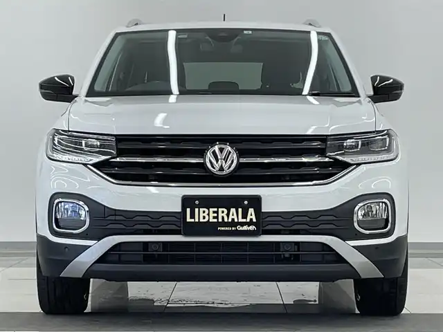 フォルクスワーゲン Ｔ－クロス TSI 1stプラス 岡山県 2020(令2)年 5.1万km ピュアホワイト オールインセーフティ（予防安全装備）/プリクラッシュブレーキ/AAC/レーンキープアシスト/ブラインドスポット/リアトラフィックアラート/ドライバー疲労検知/ハイビームアシスト/パークアシスト/PDC/リアビューカメラ/LEDヘッドライト/純正ナビ/フルセグTV/AppleCarPlay/ETC/純正18インチAW