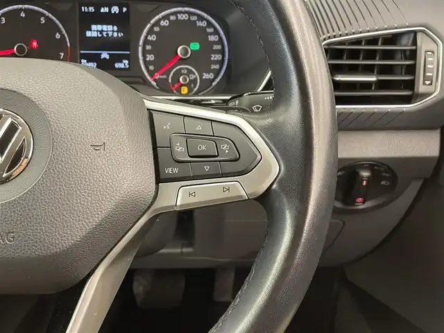 フォルクスワーゲン Ｔ－クロス TSI 1stプラス 岡山県 2020(令2)年 5.1万km ピュアホワイト オールインセーフティ（予防安全装備）/プリクラッシュブレーキ/AAC/レーンキープアシスト/ブラインドスポット/リアトラフィックアラート/ドライバー疲労検知/ハイビームアシスト/パークアシスト/PDC/リアビューカメラ/LEDヘッドライト/純正ナビ/フルセグTV/AppleCarPlay/ETC/純正18インチAW