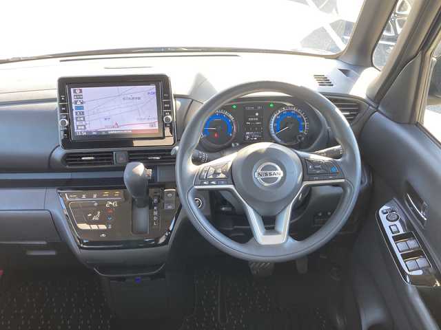 日産 ルークス HWS X プロパイロットED 佐賀県 2020(令2)年 5.8万km アメジストパープル 純正9インチナビ/アラウンドビューモニター/両側パワースライドドア/プロパイロット/エマージェンシーブレーキ/LDW/オートハイビーム/コーナーセンサー/電動パーキングブレーキ/オートブレーキホールド/ドライブレコーダー/ETC/アイドリングストップ/プッシュスタート/インテリジェントキー/LEDヘッドライト/フォグライト/純正アルミホイール/カラーコード：S45V11