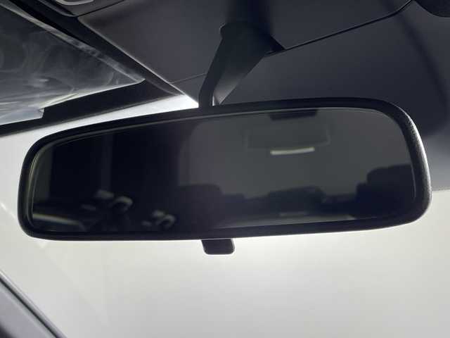 ホンダ ステップワゴン スパーダ eHEV 神奈川県 2025(令7)年 0.1千km プラチナホワイトパール 登録済未使用車/純正11.4型メモリーホンダコネクトナビゲーション【LXM-247VfLi】/フルセグ　Bluetooth　CD DVD　SD　USB　/バックカメラ/両側電動スライドドア/パワーバックドア/ホンダセンシング/CMBS衝突軽減ブレーキ/LKAS車線維持支援システム/路外逸脱制御機能/渋滞運転支援機能/誤発進抑制機能/ブラインドスポットインフォメーション/レーダークルーズコントロール/ECON/アイドリングストップ/ハーフレザーシート/前席シートヒーター/革巻きステアリング/パドルシフト/ステアリングスイッチ/電動パーキングブレーキ/オートブレーキホールド/プッシュスタート/スマートキー/LEDヘッドランプ/フロントフォグランプ/純正16インチアルミホイール/電格ウインカーミラー/取説　保証書　スペアキー