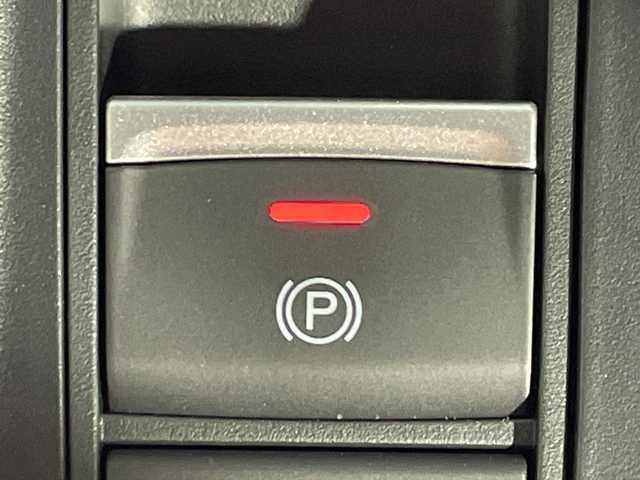 ホンダ ステップワゴン スパーダ eHEV 神奈川県 2025(令7)年 0.1千km プラチナホワイトパール 登録済未使用車/純正11.4型メモリーホンダコネクトナビゲーション【LXM-247VfLi】/フルセグ　Bluetooth　CD DVD　SD　USB　/バックカメラ/両側電動スライドドア/パワーバックドア/ホンダセンシング/CMBS衝突軽減ブレーキ/LKAS車線維持支援システム/路外逸脱制御機能/渋滞運転支援機能/誤発進抑制機能/ブラインドスポットインフォメーション/レーダークルーズコントロール/ECON/アイドリングストップ/ハーフレザーシート/前席シートヒーター/革巻きステアリング/パドルシフト/ステアリングスイッチ/電動パーキングブレーキ/オートブレーキホールド/プッシュスタート/スマートキー/LEDヘッドランプ/フロントフォグランプ/純正16インチアルミホイール/電格ウインカーミラー/取説　保証書　スペアキー