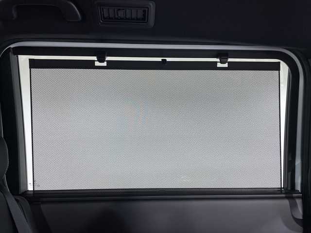 ホンダ ステップワゴン スパーダ eHEV 神奈川県 2025(令7)年 0.1千km プラチナホワイトパール 登録済未使用車/純正11.4型メモリーホンダコネクトナビゲーション【LXM-247VfLi】/フルセグ　Bluetooth　CD DVD　SD　USB　/バックカメラ/両側電動スライドドア/パワーバックドア/ホンダセンシング/CMBS衝突軽減ブレーキ/LKAS車線維持支援システム/路外逸脱制御機能/渋滞運転支援機能/誤発進抑制機能/ブラインドスポットインフォメーション/レーダークルーズコントロール/ECON/アイドリングストップ/ハーフレザーシート/前席シートヒーター/革巻きステアリング/パドルシフト/ステアリングスイッチ/電動パーキングブレーキ/オートブレーキホールド/プッシュスタート/スマートキー/LEDヘッドランプ/フロントフォグランプ/純正16インチアルミホイール/電格ウインカーミラー/取説　保証書　スペアキー