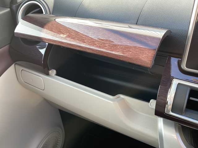 ダイハツ キャスト スタイル G VS SAⅢ 三重県 2020(令2)年 2.4万km プラムブラウンクリスタルマイカ 禁煙/純正ナビ/全方位カメラ/アラウンドビューモニター/シートヒーター/スマートアシスト/ステアリングスイッチ/プリクラッシュ/横滑り防止/LEDオートライト/電動格納ミラー/保証書