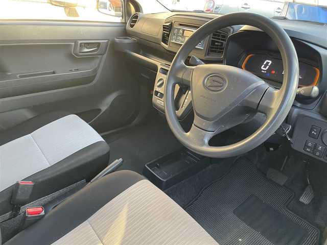 ダイハツ ミラ イース L SAⅢ 広島県 2021(令3)年 1.5万km ブラックマイカメタリック 純正オーディオ/（AM/FM/CD/AUX）/シートヒーター（D/N席）/ドライブレコーダー（前のみ）/アイドリングストップ/ドアバイザー/スマートアシストIII/・衝突被害軽減ブレーキ/・衝突警報機能（対車両・対歩行者）/・車線逸脱警報/・誤発進抑制機能/・先行車発進お知らせ機能/・コーナーセンサー（前方・後方）/・オートハイビーム/ノーマルタイヤ4本車載