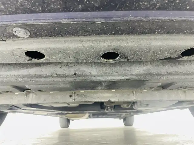 日産 セレナ X 福島県 2016(平28)年 5.3万km アズライトブルー 安全運転支援装備/・衝突軽減ブレーキ/・プロパイロット機能/・踏み間違い衝突防止アシスト/・車線逸脱警報/・アラウンドビューモニター/・横滑り防止/・パーキングアシスト/純正フリップダウンモニター/デジタルインナーミラー/純正9インチSDナビ/型式：MM516‐L/・フルセグTV/・全方位カメラ/・Blu-ray/・CD、DVD/・Bluetooth/・ビルトインETC/・FM、AM/・AUX/・ステアリングスイッチ/両側パワースライドドア/オートライト/純正鉄チンキャップ/純正フロアマット/ロールサンシェード/アイドリングストップ/ウォークスルー/プッシュスタート/・スマートキー/・スペアキー