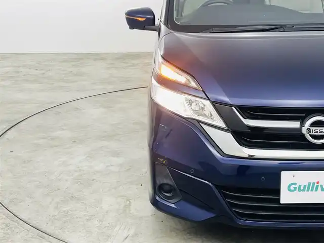 日産 セレナ X 福島県 2016(平28)年 5.3万km アズライトブルー 安全運転支援装備/・衝突軽減ブレーキ/・プロパイロット機能/・踏み間違い衝突防止アシスト/・車線逸脱警報/・アラウンドビューモニター/・横滑り防止/・パーキングアシスト/純正フリップダウンモニター/デジタルインナーミラー/純正9インチSDナビ/型式：MM516‐L/・フルセグTV/・全方位カメラ/・Blu-ray/・CD、DVD/・Bluetooth/・ビルトインETC/・FM、AM/・AUX/・ステアリングスイッチ/両側パワースライドドア/オートライト/純正鉄チンキャップ/純正フロアマット/ロールサンシェード/アイドリングストップ/ウォークスルー/プッシュスタート/・スマートキー/・スペアキー
