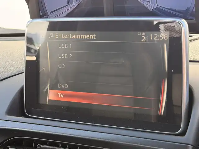 アバルト １２４ スパイダー 神奈川県 2016(平28)年 9.7万km 赤 純正ナビ／フルセグＴＶ／Ｂｌｕｅｔｏｏｔｈ／ＣＤ／ＤＶＤ/クルーズコントロール/バックカメラ/前席シートヒーター/レザーシート/リアコーナーセンサー/オートライト/フォグランプ/スペアキー/ABS/盗難防止装置/横滑り防止装置/LEDヘッドライト/取扱説明書