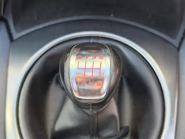 アバルト １２４ スパイダー 神奈川県 2016(平28)年 9.7万km 赤 純正ナビ／フルセグＴＶ／Ｂｌｕｅｔｏｏｔｈ／ＣＤ／ＤＶＤ/クルーズコントロール/バックカメラ/前席シートヒーター/レザーシート/リアコーナーセンサー/オートライト/フォグランプ/スペアキー/ABS/盗難防止装置/横滑り防止装置/LEDヘッドライト/取扱説明書