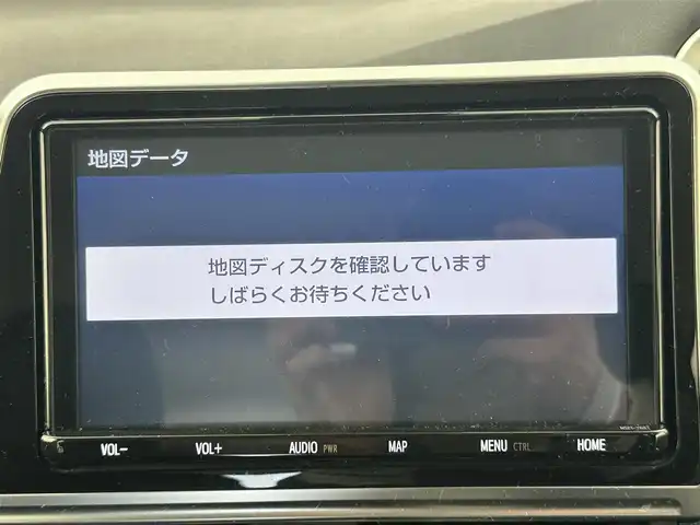 トヨタ シエンタ ハイブリッド ファンベースG セーフティEDⅡ 愛知県 2021(令3)年 3.3万km グレイッシュブルー 衝突軽減　/レーンアシスト　/ナビＮＳＺＴ－Ｙ６８Ｔ　/バックカメラ　/シートヒーター　/ステアヒーター　/ＡＣ１００Ｖ　/ＥＴＣ　/ＵＳＢ　/両パワスラ　/ＬＥＤライト　/前後ソナー　/フルセグＴＶ　/Bluetooth/ＣＤ　/ＤＶＤ