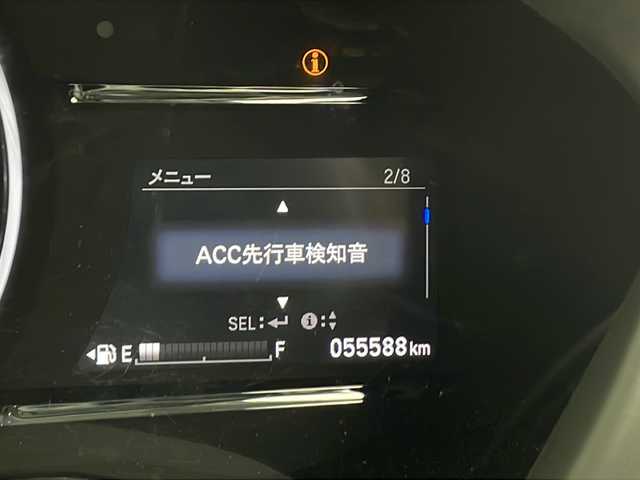 ホンダ ヴェゼル ハイブリッド X ホンダセンシング 千葉県 2019(令1)年 5.6万km プラチナホワイトパール 純正ナビ（VXM-194VFi）/【DVD/CD・AM・FM・TV・iPod・SD・USB・BT・AUX】/レーダークルコン/MT付/バックカメラ/ETC/純正フロア/純正アルミホイール/ホンダセンシング/レーンキープ/ブレーキホールド/オートライト/LEDライト/電格ミラー/ウインカーミラー/カーテンエアバック/純正ドアバイザー/USB入力端子