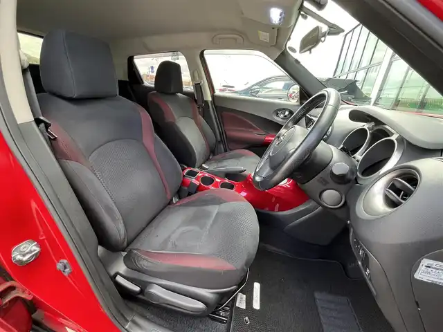 日産 ジューク 16GT FOUR タイプV 香川県 2014(平26)年 7.7万km パッションレッド 登録時走行距離：76270km/4WD/ターボ/ディーラー純正ナビ/　CD BT フルセグTV/バックカメラ/ビルトインETC/ドライブレコーダー/コーナーセンサー/HIDヘッドライト/オートライト/フォグランプ/横滑り防止装置/革巻きステアリング/プッシュスタート/スマートキー/スペアキー