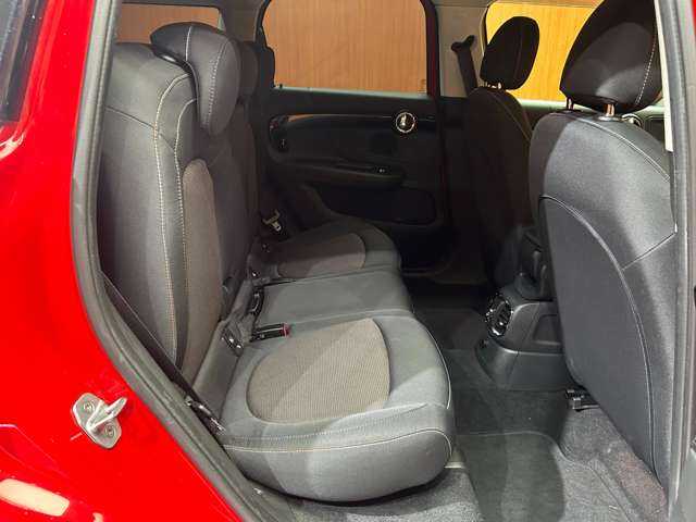 ＭＩＮＩ ミニ クロスオーバー クーパー D 千葉県 2018(平30)年 4.3万km チリ・レッド ペッパーＰＫＧ　/ＡＣＣ　/ナビ　/Ｂｌｕｅｔｏｏｔｈ接続　/Ｂカメラ/ＰＤＣ　/電動リアゲート　/コンフォートアクセス　/エキサイトメントＰＫＧ　/ストレージコンパートメントＰＫＧ　/衝突軽減ブレーキ　/ＥＴＣ　/禁煙車