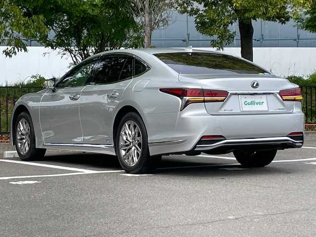 レクサス ＬＳ 500h Iパッケージ 宮城県 2018(平30)年 3.7万km ソニックシルバー 純正12.3インチワイドディスプレイ/Lexus Safety System + A/・PCS（プリクラッシュセーフティ）/・FCTA（フロントクロストラフィックアラート）/・LTA（レーントレーシングアシスト）/・AHS（アダプティブハイビームシステム）/・RSA（ロードサインアシスト）/・レーダークルーズコントロール（全車速追従機能付き）/・先行車発進告知機能/・ドライバー異常時対応システム/・BSM（ブラインドスポットモニター）/全方位カメラ/サンルーフ/デジタルインナーミラー/ヘッドアップディスプレイ/マークレビンソン/純正ドライブレコーダー/純正フロアマット/純正アルミ/純正LEDヘッドライト/本革シート/シートメモリー/シートヒーター/エアシート