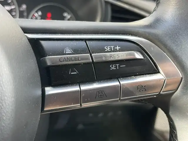 マツダ ＣＸ－３０ XD Lパッケージ 千葉県 2022(令4)年 2.4万km ポリメタルグレーM ＳＹＧＮＡＴＵＲＥ　ＳＴＹＬＥ/禁煙車/全方位カメラ/純正８．８インチＳＤナビ/Ｄ席パワーシート/Ｄ＋Ｎ席シートヒーター/ブラインドスポットモニター/衝突被害軽減ブレーキ/前後コーナーセンサー