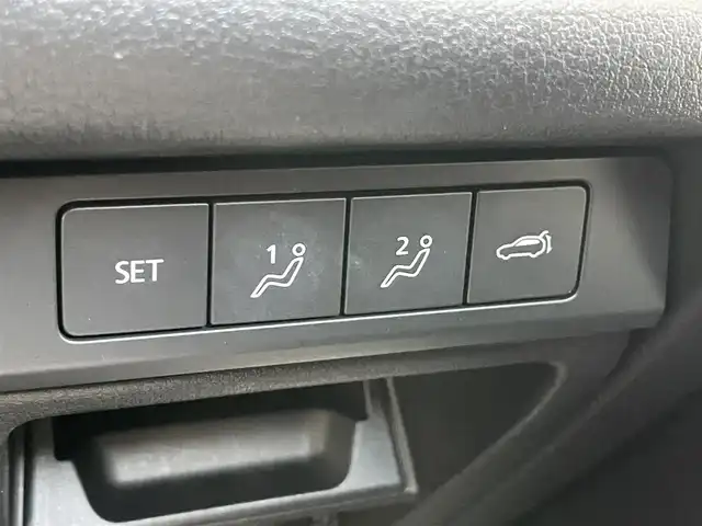 マツダ ＣＸ－３０ XD Lパッケージ 千葉県 2022(令4)年 2.4万km ポリメタルグレーM ＳＹＧＮＡＴＵＲＥ　ＳＴＹＬＥ/禁煙車/全方位カメラ/純正８．８インチＳＤナビ/Ｄ席パワーシート/Ｄ＋Ｎ席シートヒーター/ブラインドスポットモニター/衝突被害軽減ブレーキ/前後コーナーセンサー