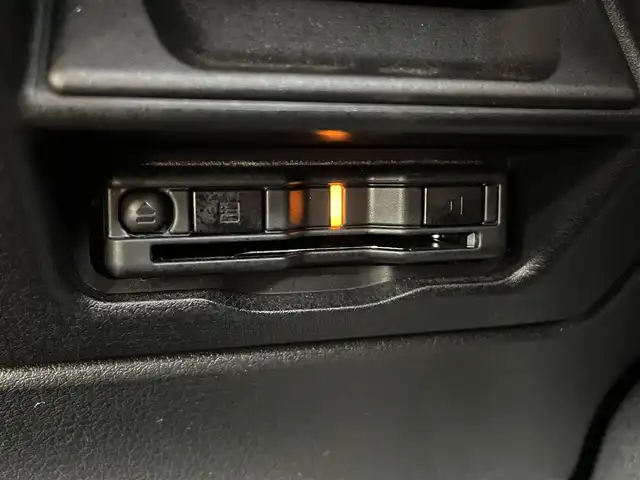 マツダ ＣＸ－３０ XD Lパッケージ 千葉県 2022(令4)年 2.4万km ポリメタルグレーM ＳＹＧＮＡＴＵＲＥ　ＳＴＹＬＥ/禁煙車/全方位カメラ/純正８．８インチＳＤナビ/Ｄ席パワーシート/Ｄ＋Ｎ席シートヒーター/ブラインドスポットモニター/衝突被害軽減ブレーキ/前後コーナーセンサー