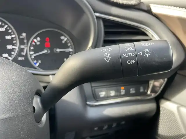 マツダ ＣＸ－３０ XD Lパッケージ 千葉県 2022(令4)年 2.4万km ポリメタルグレーM ＳＹＧＮＡＴＵＲＥ　ＳＴＹＬＥ/禁煙車/全方位カメラ/純正８．８インチＳＤナビ/Ｄ席パワーシート/Ｄ＋Ｎ席シートヒーター/ブラインドスポットモニター/衝突被害軽減ブレーキ/前後コーナーセンサー