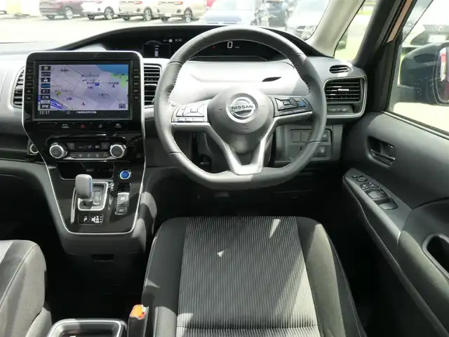 日産 セレナ e－パワー ハイウェイスター V 千葉県 2021(令3)年 4.8万km マルーンレッド 2トーン エマージェンシーブレーキ/プロパイロット/ハンズフリー両側パワースライドドア/インテリジェントルームミラー/純正SDナビ/地デジTV/【BD/DVD/CD再生機能　Bluetooth接続】/アラウンドビューモニター/革巻きステアリング/ステアリングスイッチ/ETC/LEDヘッドライト/フォグライト/ウインカーミラー/コーナーセンサー/純正15インチアルミホイル/サイド/カーテンエアバッグ/インテリジェントキー