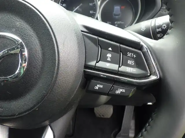マツダ ＣＸ－８ 25S スマートエディション 千葉県 2021(令3)年 4.8万km ジェットブラックマイカ i-ACTIVSENSE/・スマートシティブレーキサポート/・レーンキープ・アシスト・システム/・ブラインドスポットモニタリング/アクティブ・ドライビング・ディスプレイ/純正SDナビ/地デジTV/【Bluetooth接続】/360°ビュー・モニター/ワイヤレス充電/ドライブレコーダー（前後撮影）/ETC/LEDヘッドライト/革巻きステアリング/ステアリングスイッチ/ETC/LEDヘッドライト/ウインカーミラー/コーナーセンサー/純正17インチアルミホイル/サイド/カーテンエアバッグ/アドバンストキーレスエントリー