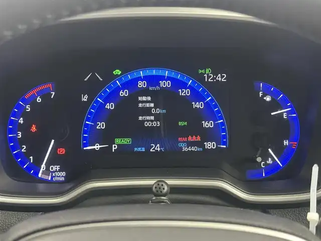 トヨタ カローラ スポーツ ハイブリッドG Z 愛知県 2018(平30)年 3.7万km スカーレットメタリック ・社外9インチナビ/・Apple CarPlay/・Andoroid Auto/・バックカメラ/・Bluetooth/・フルセグTV/・トヨタセーフティセンス/・衝突被害軽減システム/・クルーズコントロール/・ブラインドスポットモニター/・レーンキープアシスト/・コーナーセンサー/・オートライト/・LEDヘッドライト/・LEDフォグランプ/・シートヒーター/・純正AW/・プッシュスタート/・スマートキー/・ETC