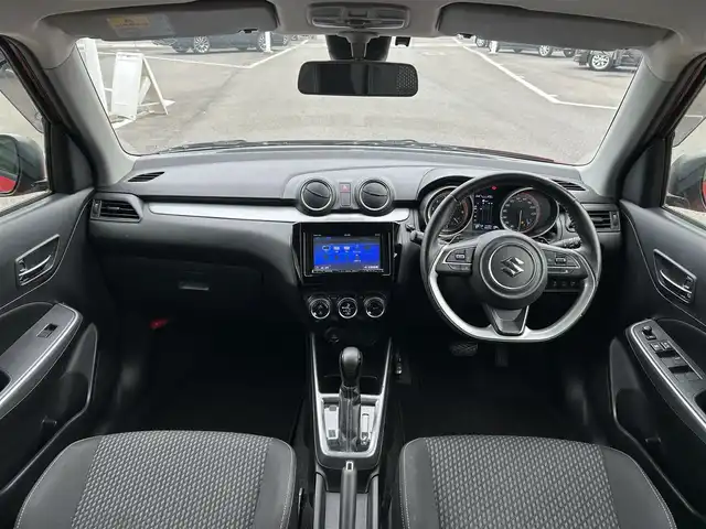 スズキ スイフト HYBRID RS 愛媛県 2017(平29)年 5.7万km バーニングレッドPM 登録時走行距離：56726km/ECLIPSE製7インチナビ/CD/DVD/フルセグTV/Bluetooth/バックカメラ/ETC/衝突被害軽減システム/横滑り防止装置/レーンキープアシスト/クルーズコントロール/アイドリングストップ/LEDヘッドライト/フォグランプ/オートライト/運転席シートヒーター/パドルシフト/エンジンスタートボタン/スマートキー/社外フロアマット/純正フ16インチアルミホイール
