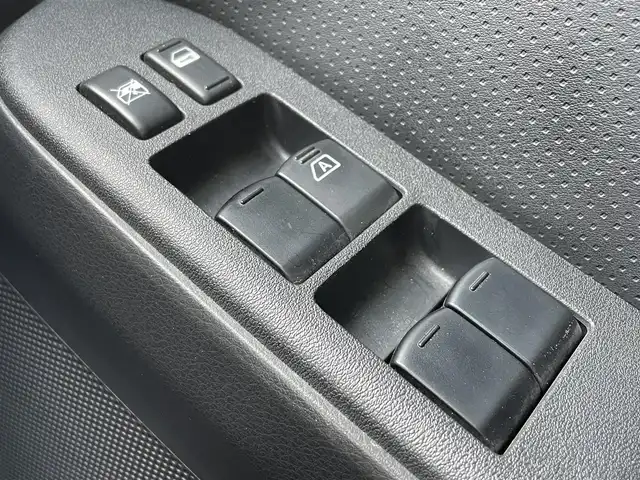 日産 ステージア 250 RX FOUR 滋賀県 2005(平17)年 6.2万km スーパーブラック ツインルーフ/CDオーディオ/・AM/FM/MOMOステアリング/フロアマット/電動格納ミラー/スノーモード/４WD/HIDオートライト/社外アルミホイール/スマートキー/スペアキー