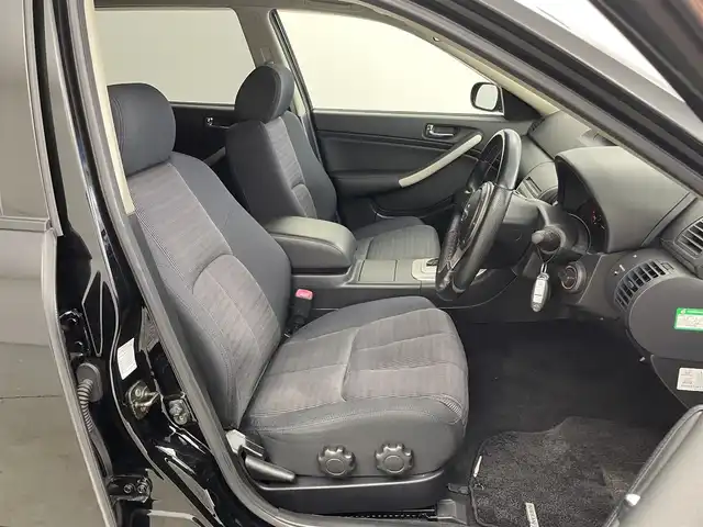 日産 ステージア 250 RX FOUR 埼玉県 2005(平17)年 6.2万km スーパーブラック ツインルーフ/CDオーディオ/・AM/FM/MOMOステアリング/フロアマット/電動格納ミラー/スノーモード/４WD/HIDオートライト/社外アルミホイール/スマートキー/スペアキー
