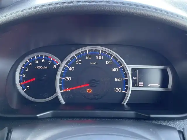トヨタ ルーミー カスタムG 愛媛県 2023(令5)年 1.8万km レーザーブルークリスタルシャイン スマートアシスト/衝突回避支援ブレーキ/車線逸脱警報/ブレーキ制御付御発進抑制機能/アダプティブクルーズコントロール/先行車発進お知らせ機能/ふらつき警報/路外逸脱警報/標識認識機能/社外7インチナビ【AVN-R10W】/　CD/DVD/Bluetooth/フルセグTV/ビルトインETC/両側パワースライドドア/オートライト/LEDヘッドライト/フロントフォグ/革巻きステアリング/電子パーキングブレーキ/フロアマット/ドアバイザー