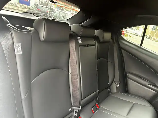 レクサス ＵＸ 250h バージョンC 富山県 2020(令2)年 5.4万km パール ワンオーナー/HDDナビ/フルセグテレビ/Bluetooth接続/Miracast/AM/FMラジオ/バックカメラ/サンルーフ/アイドリングストップ/ACC/黒革シート/D/N席シートヒーター/D/N席パワーシート/ステアリングヒーター/サンルーフ/プッシュスタート/パワーバックドア/ETC2.0/前後ドラレコ