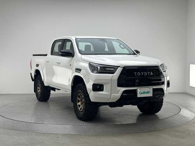 トヨタ ハイラックス Z GRスポーツ 兵庫県 2023(令5)年 1.6万km スーパーホワイトⅡ 純正メモリナビ(AM/FM/Bluetooth/apple carplay)/アラウンドビューモニター/パワーシート/ハーフレザーシート/社外17インチアルミホイール/社外フロアマット/追従型クルーズコントロール/アイドリングストップ/レーンキープアシスト/オートライト/前後コーナーセンサー/LEDヘッドライト/スマートキー/スペアキー/カラードフードモール/GR専用グリル(フロントバンパー/オーバーフェンダー/エンブレム)/荷室トノカバー