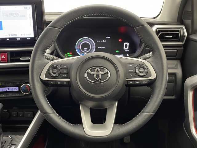 トヨタ ライズ Z 宮崎県 2022(令4)年 1万km ターコイズブルーマイカメタリック スマートアシスト3/〇衝突警報機能/衝突回避支援ブレーキ機能/〇ブレーキ制御付き誤発進抑制機能（前方・後方）/〇車線逸脱警報機能/車線逸脱抑制制御機能/〇ふらつき警報/〇路側逸脱警報/〇全車速追従機能付きACC（アダプティブクルーズコントロール/〇LKC（レーンキープコントロール）/〇ADB（アダプティブドライビングビーム）/〇標識認識機能/〇コーナーセンサー/純正9インチSDナビ/フルセグTV/CD/DVD/Bluetooth/パノラミックビューモニター/シートヒーター/AC100V電源/LEDヘッドライト/前後ドライブレコーダー/ビルトインETC2.0/純正17インチAW/保証書/取扱説明書/ナビ取扱説明書