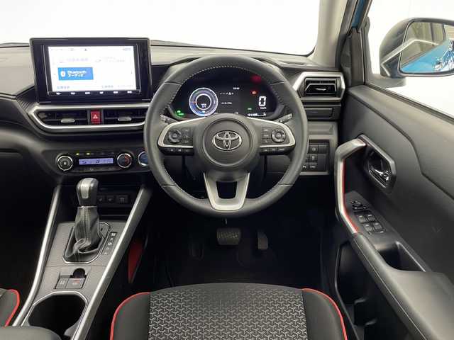 トヨタ ライズ Z 宮崎県 2022(令4)年 1万km ターコイズブルーマイカメタリック スマートアシスト3/〇衝突警報機能/衝突回避支援ブレーキ機能/〇ブレーキ制御付き誤発進抑制機能（前方・後方）/〇車線逸脱警報機能/車線逸脱抑制制御機能/〇ふらつき警報/〇路側逸脱警報/〇全車速追従機能付きACC（アダプティブクルーズコントロール/〇LKC（レーンキープコントロール）/〇ADB（アダプティブドライビングビーム）/〇標識認識機能/〇コーナーセンサー/純正9インチSDナビ/フルセグTV/CD/DVD/Bluetooth/パノラミックビューモニター/シートヒーター/AC100V電源/LEDヘッドライト/前後ドライブレコーダー/ビルトインETC2.0/純正17インチAW/保証書/取扱説明書/ナビ取扱説明書
