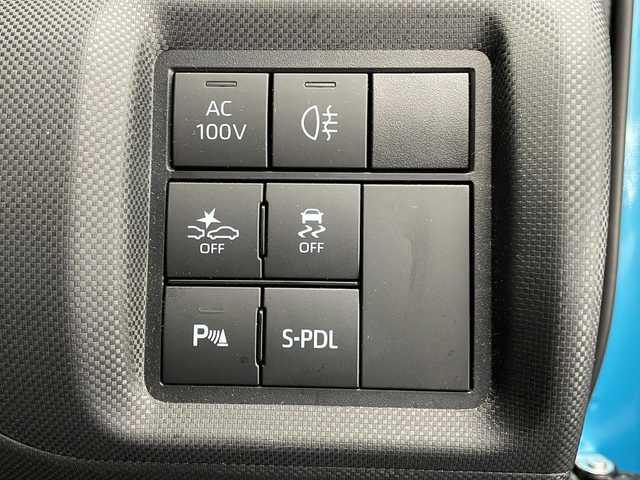 トヨタ ライズ Z 宮崎県 2022(令4)年 1万km ターコイズブルーマイカメタリック スマートアシスト3/〇衝突警報機能/衝突回避支援ブレーキ機能/〇ブレーキ制御付き誤発進抑制機能（前方・後方）/〇車線逸脱警報機能/車線逸脱抑制制御機能/〇ふらつき警報/〇路側逸脱警報/〇全車速追従機能付きACC（アダプティブクルーズコントロール/〇LKC（レーンキープコントロール）/〇ADB（アダプティブドライビングビーム）/〇標識認識機能/〇コーナーセンサー/純正9インチSDナビ/フルセグTV/CD/DVD/Bluetooth/パノラミックビューモニター/シートヒーター/AC100V電源/LEDヘッドライト/前後ドライブレコーダー/ビルトインETC2.0/純正17インチAW/保証書/取扱説明書/ナビ取扱説明書