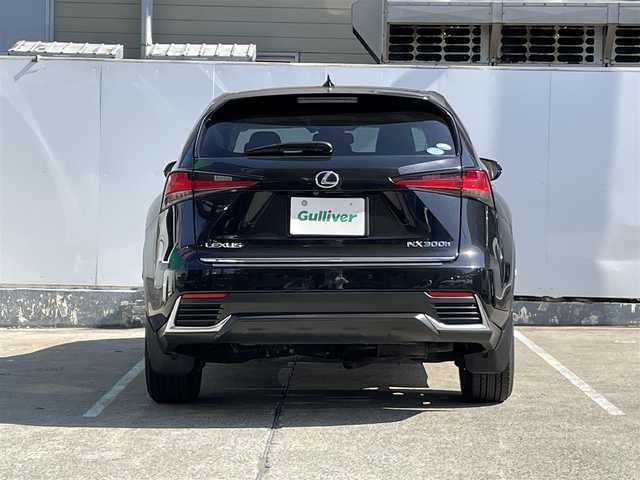 レクサス ＮＸ 300h バージョンL 青森県 2018(平30)年 5.7万km グラファイトブラックガラスフレーク ディーラー記録簿８枚/寒冷地仕様/純正ナビ地デジDVD再生/純正エンジンスタータープレミアム/ＨＵＤ/サンルーフ/本革シート/全席シートヒーター/三眼ＬＥＤヘッドライト/Ｌｅｘｕｓ　Ｓａｆｅｔｙ　Ｓｙｓｔｅｍ/ＥＴＣ２．０/パノラミックビューモニター/スペアキー２/パワーバックドア/純正18アルミホイール/新車時保証書/取扱説明書
