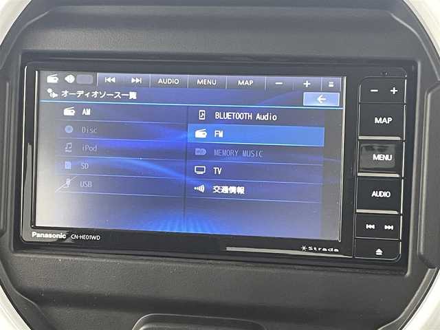 スズキ ハスラー HYBRID X 熊本県 2022(令4)年 0.9万km コーラルオレンジメタリック/ソフトベージュメタリック 社外ナビCN-HE01WD（ＣＤ・ＤＶＤ・フルセグ・ＢＴ・ＵＳＢ）/ＥＴＣ　/前席シートヒーター　/後ろのみコーナーセンサー　/スズキセーフティサポート/・衝突軽減ブレーキ/・デュアルカメラブレーキサポート/・後退時ブレーキサポート/・誤発進制御機能/・車線逸脱抑制機能/・ふらつき警報機能/・ハイビームアシスト/・標識認識機能/・先行車発進お知らせ機能/横滑り防止/アイドリングストップ/社外フロアマット/純正１５インチAW/オートライト/LEDヘッドライト/フォグライト/スマートキー/プッシュスタート/スペアキー1本