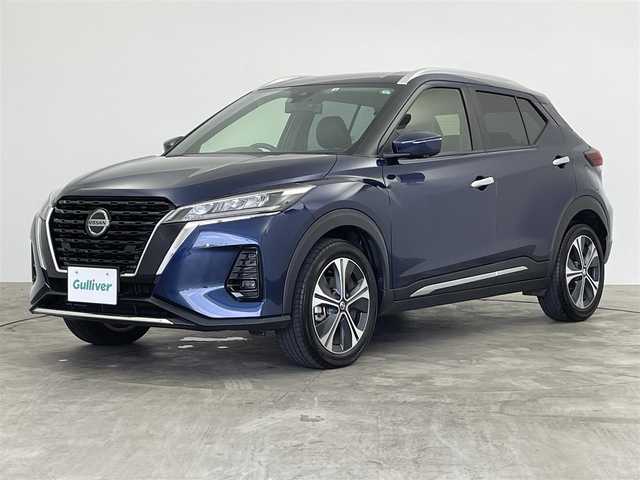 日産 キックス X 群馬県 2022(令4)年 2.9万km ダークブルー プロパイロット　アラウンドビューモニター　純正９インチナビ　ＬＥＤ　ＡＨＢ　ハーフレザーシート　シートヒーター　純正１７インチＡＷ　ステアリングリモコン　ＥＴＣ　ドラレコ　デジタルミラー　禁煙車