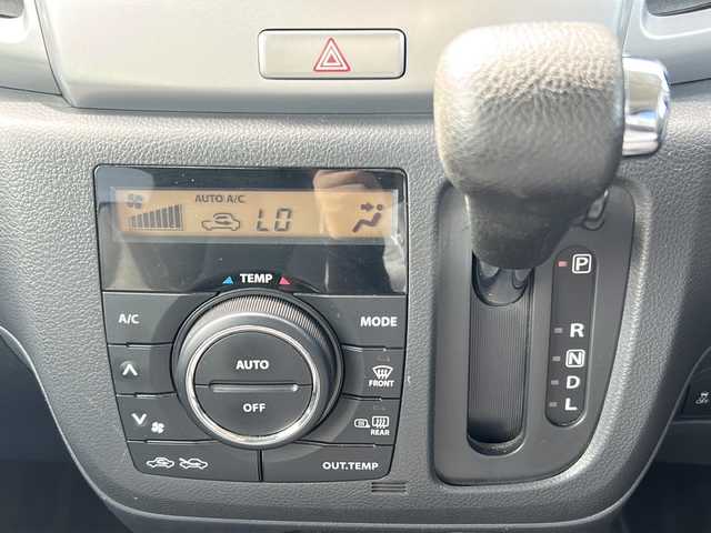 マツダ フレアワゴン XSリミテッド 富山県 2015(平27)年 4.3万km アーバンブラウン 禁煙車/純正ナビ/バックカメラ/電動スライドドア/４ＷＤ/ＥＴＣ/ドライブレコーダー/シートヒーター（前席）/プッシュスタート/純正アルミホイール/フルフラットシート/社外アルミホイールスタッドレスタイヤ積み込み